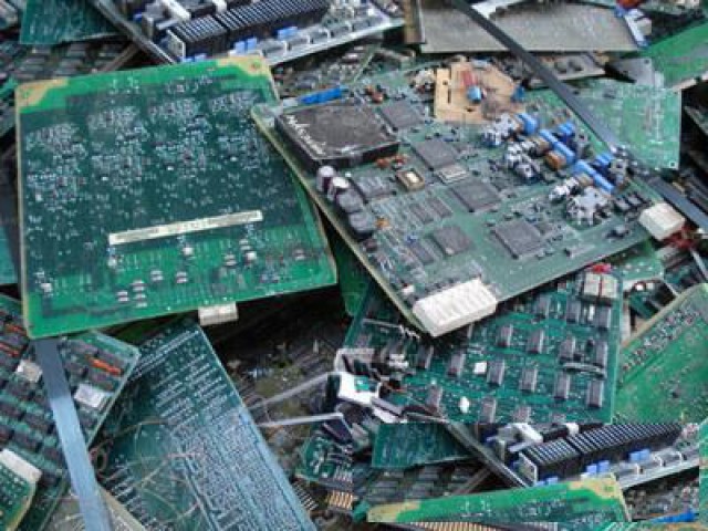 回收电脑交换机服务器线路板UPS电池网线