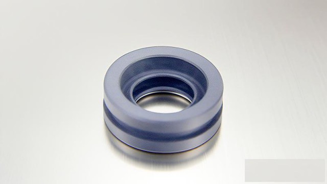 液压设备及无人机传动用B型四氟油封