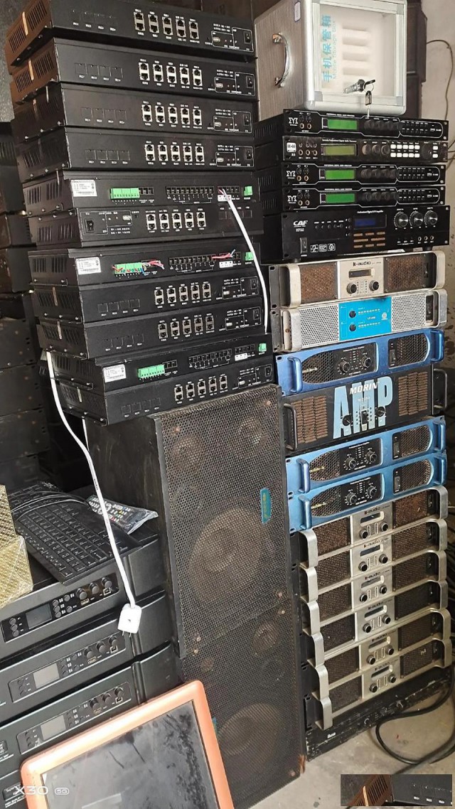 主要专业回收服务器旧电脑废电器