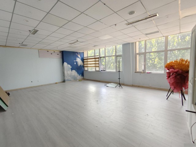 特佳铺编号25138运河区宏宇亚龙湾临街店铺出租