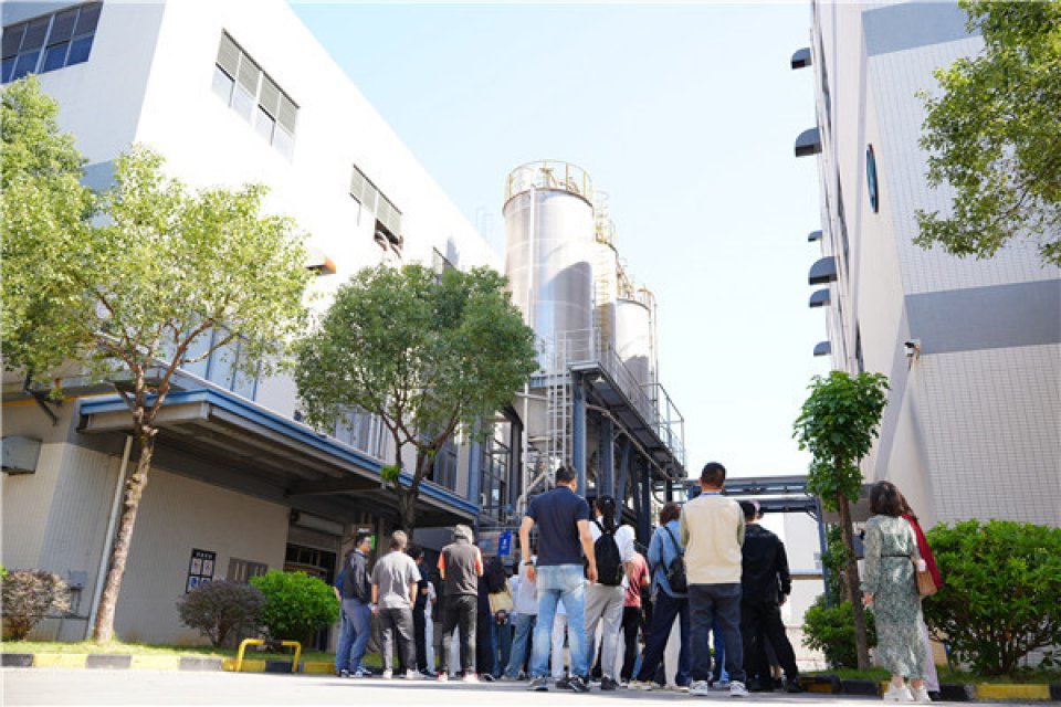 杰锐全自动化生产助力体育场馆高质量发展