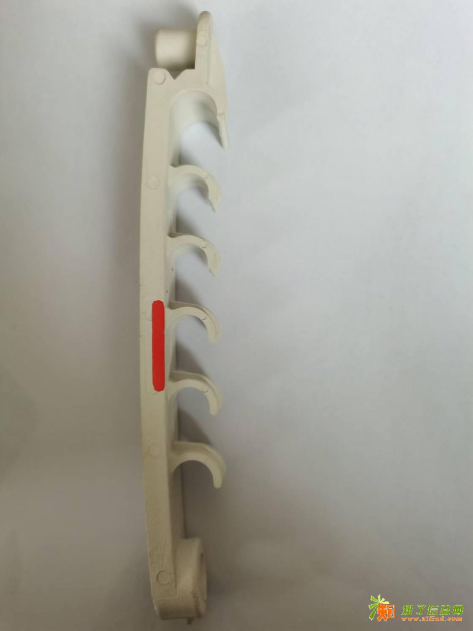 GL-PVC18电缆挂钩可单体或串联两用 有它就整齐有序