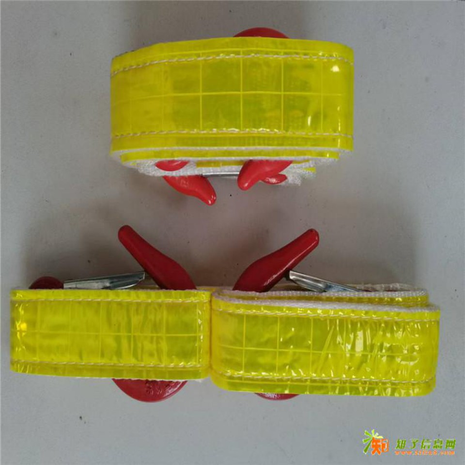 1.2米反光防倒带‌不是随便一挂 一端挂支柱一端固定顶梁