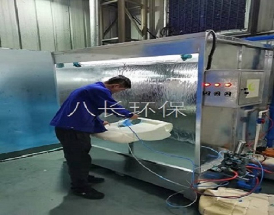 佛山喷漆水帘柜吸尘水帘机净化原理